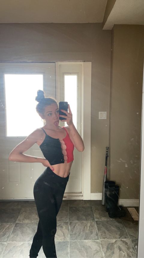 Image of genieinabottle1999 OnlyFans