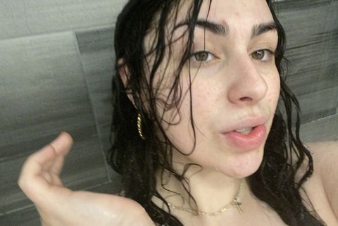 Image of alizarose OnlyFans
