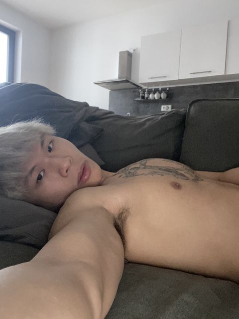 Image of senpaistrips OnlyFans