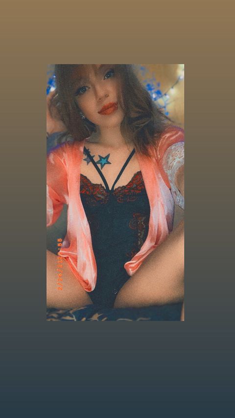 Image of leighcostel OnlyFans