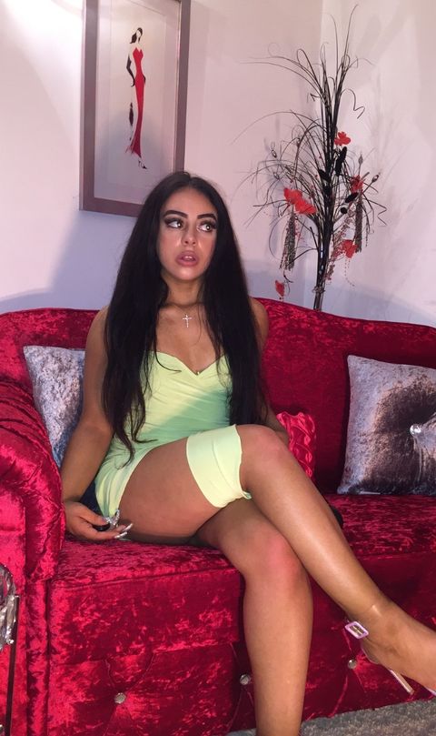 Image of brunettebarbie_xx OnlyFans