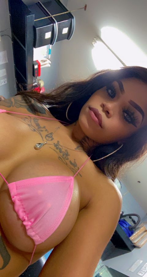 Image of theslimmgoddess OnlyFans