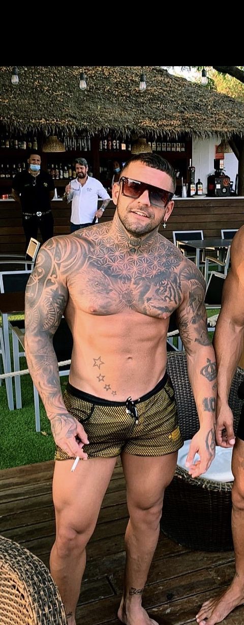 Image of crisgarcia OnlyFans