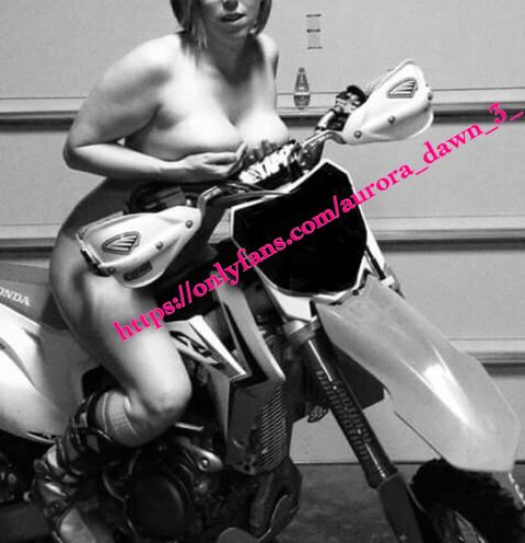 Image of aurora_dawn_3_ OnlyFans