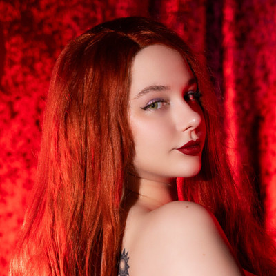 OnlyFans Glow-Up: <strong>🦊𝗙𝗼𝘅𝘆 𝗨𝘇𝘂𝗺𝗮𝗸𝗶</strong> Unveils Sizzling New Profile Look