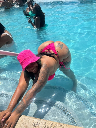 Short Cakez 🍰 Unveils Fresh New Look on OnlyFans: Profile Glow-Up Alert!