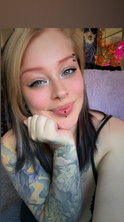 OnlyFans Glow-Up: <strong>Gwynn</strong> (@<strong>nerdygasm</strong>) Drops a Fresh Avatar Update