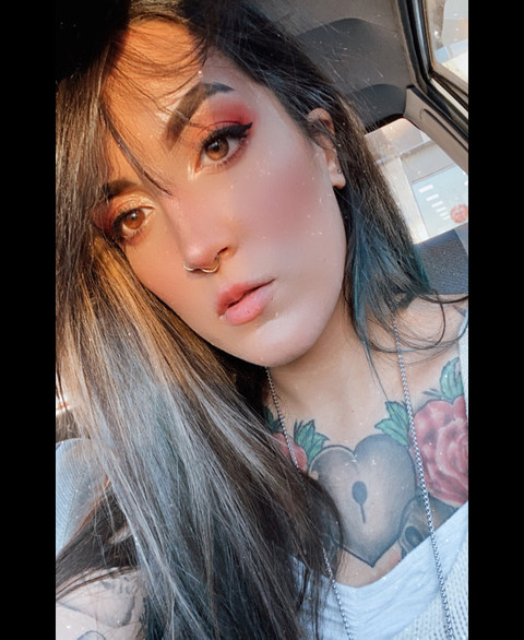 Senpai_Elle profile picture