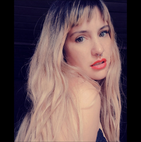 Marie 🐝 profile picture