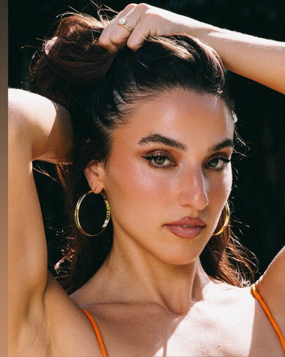 Vanessa Levels Up Her OnlyFans Playground: New Heat, Fresh Tease