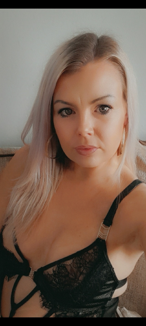 Kellyxxdom profile picture