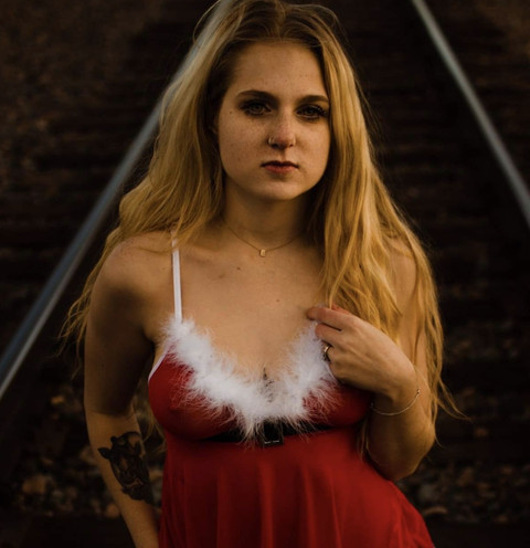 Lauren profile picture
