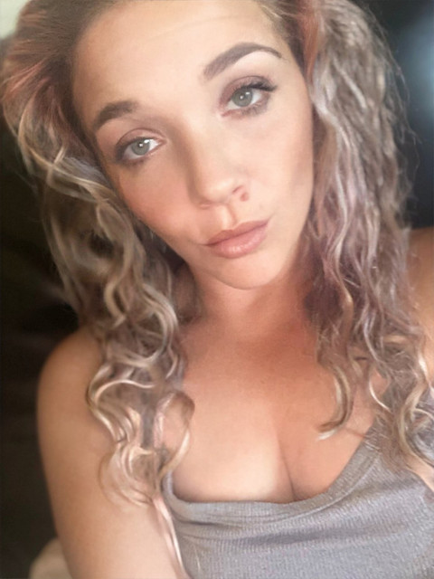 Queen Anie profile picture