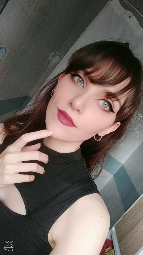 Yandere Girlfriend profile picture