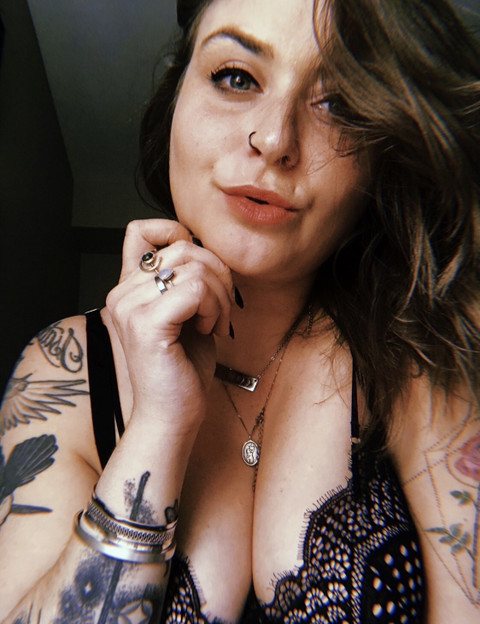 Violet Vesper profile picture