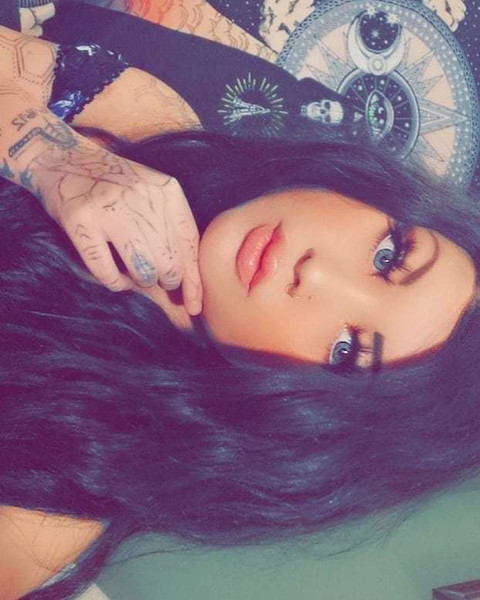 BarbieLaine profile picture