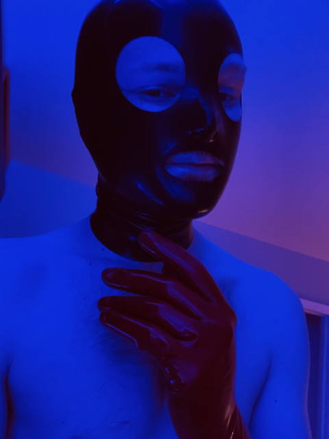 manfromearth profile picture