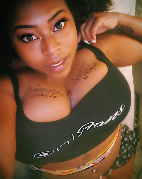 Jizzie Bigguns profile picture