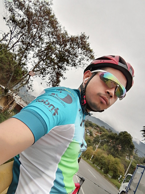 C_R_1 profile picture