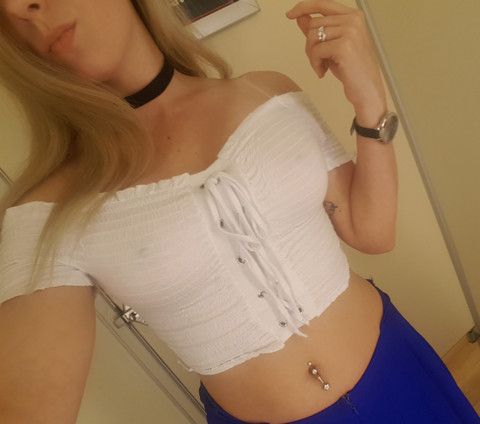 Summer profile picture