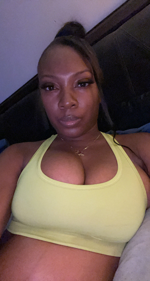 Buttercup 🍒💦 profile picture
