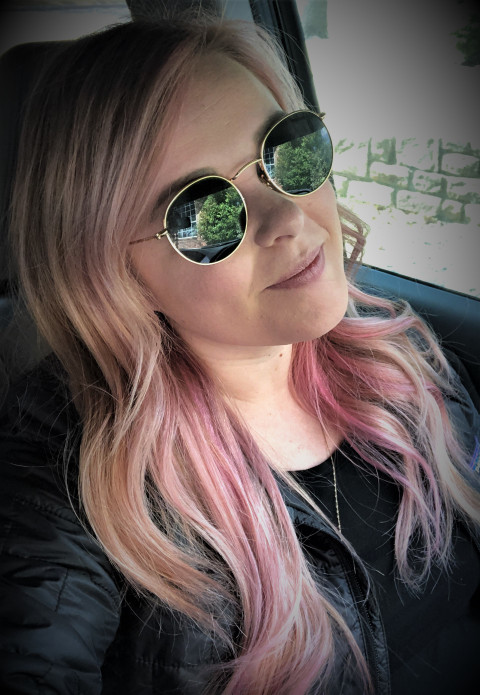 RaeMoscatoe profile picture