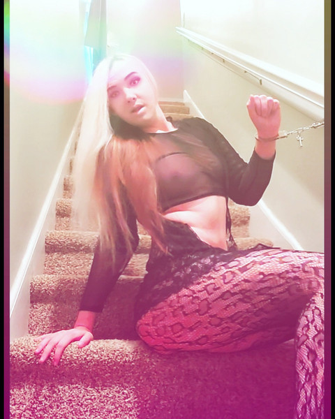 Charm (Charmie Cheekz) profile picture