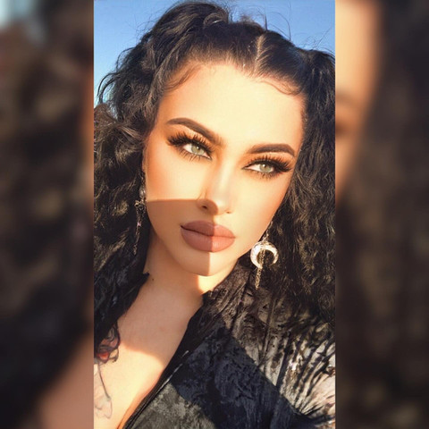 Izzi Echo profile picture