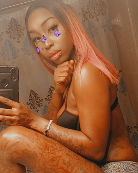BobbiBoss420 profile picture