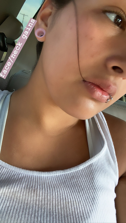 Violet profile picture