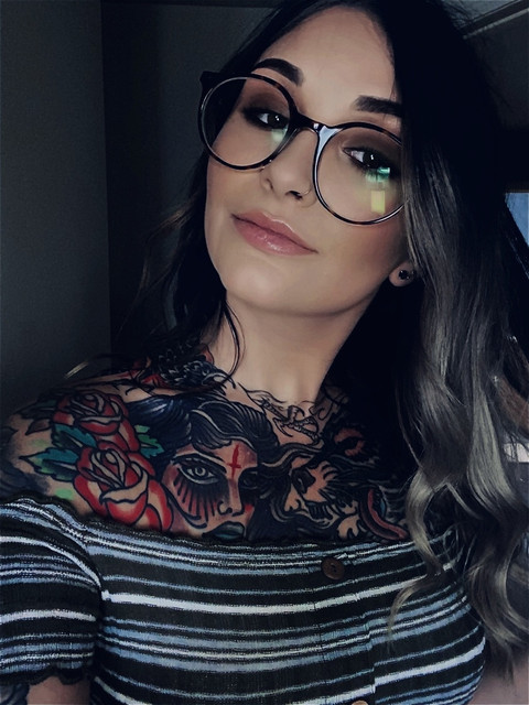 BabygothT profile picture