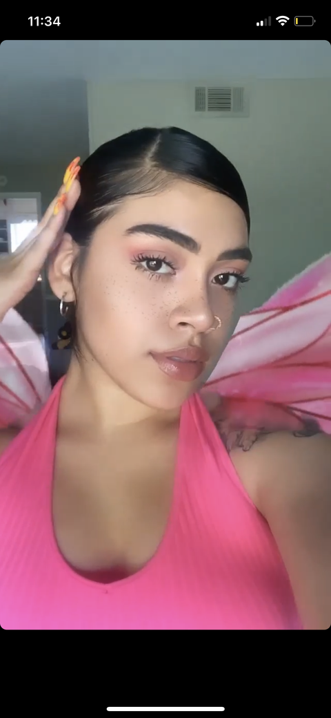 Six profile picture