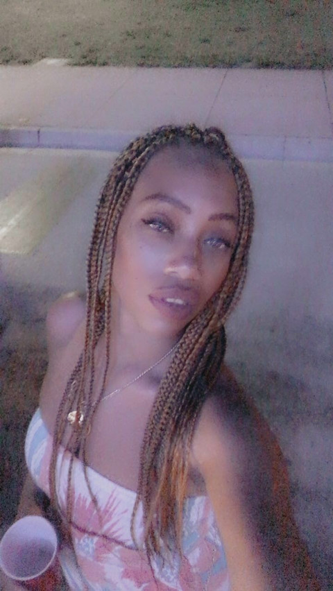 PinkDiamond DMV profile picture