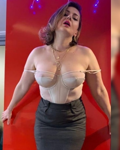 Scarlett_nylons profile picture