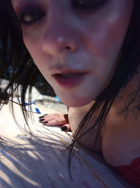 Helli Latex profile picture