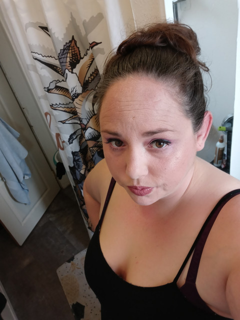Chubby Girl Loves Back Door Play profile picture