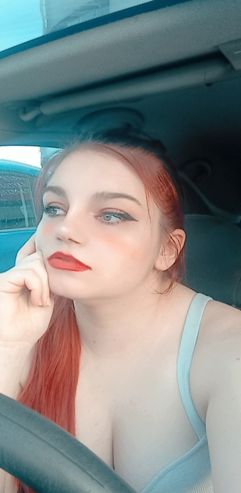 Lady Axell profile picture