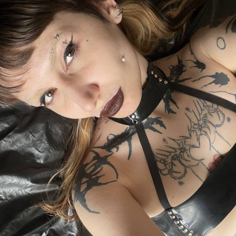 dominatrixvera Profilbild