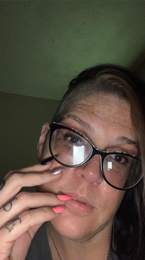 E profile picture
