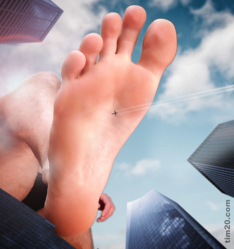 Tim •Giant Feet Crushing Macrophilia Gay profile picture