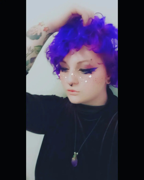 Vivian Villian profile picture
