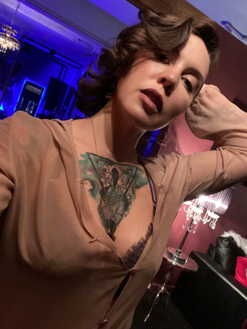 Mia Von profile picture