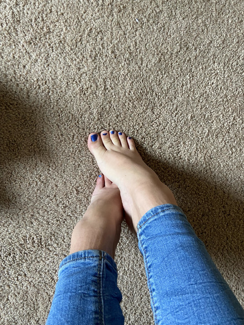 feetpics1008 profile picture