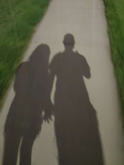Drew and Ellie profile picture