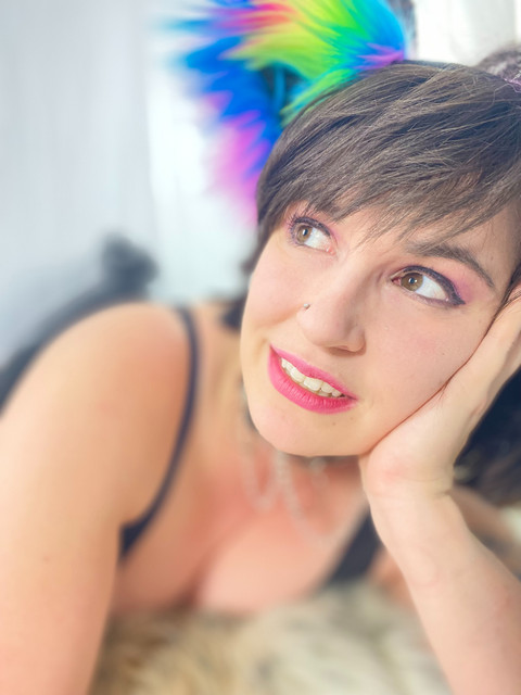 Violet Riot profile picture