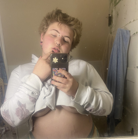 Moonbaby profile picture