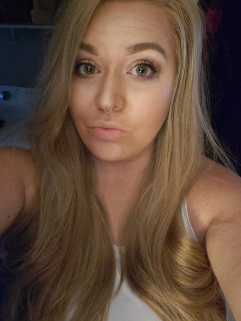 Goddess Lola profile picture