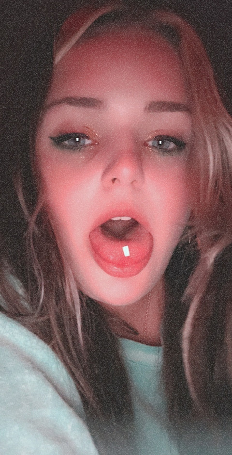 Becky profile picture