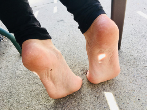 tinyflowerfeet profile picture