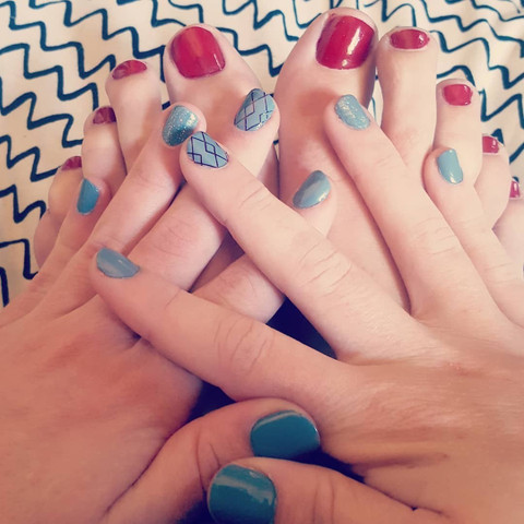Feral Feet profile picture